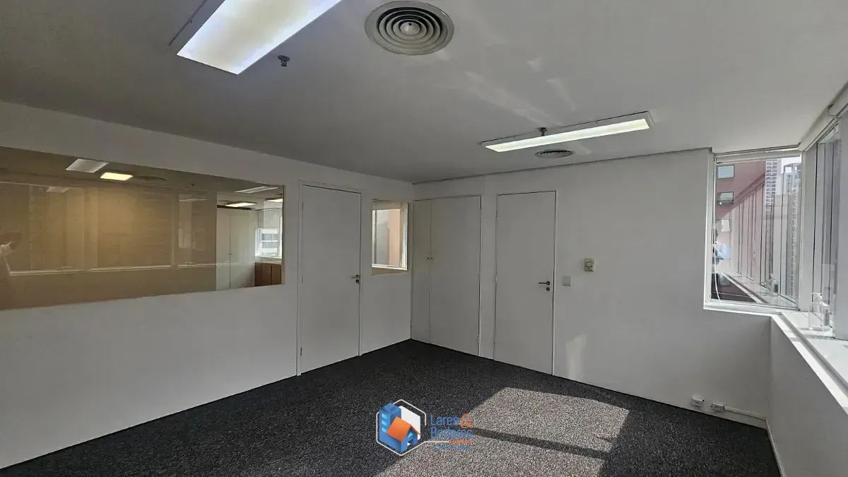 Imagem Conjunto comercial para venda e locação em Vila Olímpia, 61m²