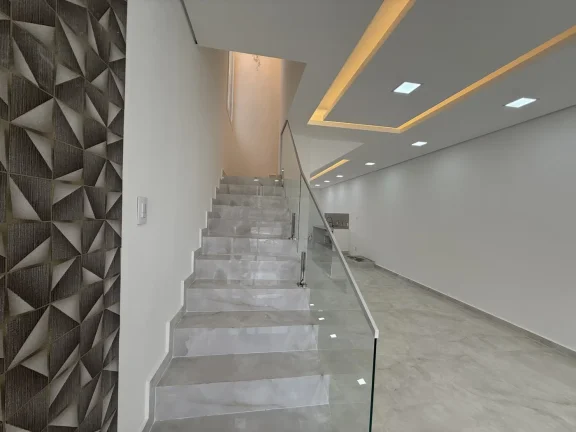 Imagem Linda Casa à Venda no Condomínio Villas do Jaguarí.