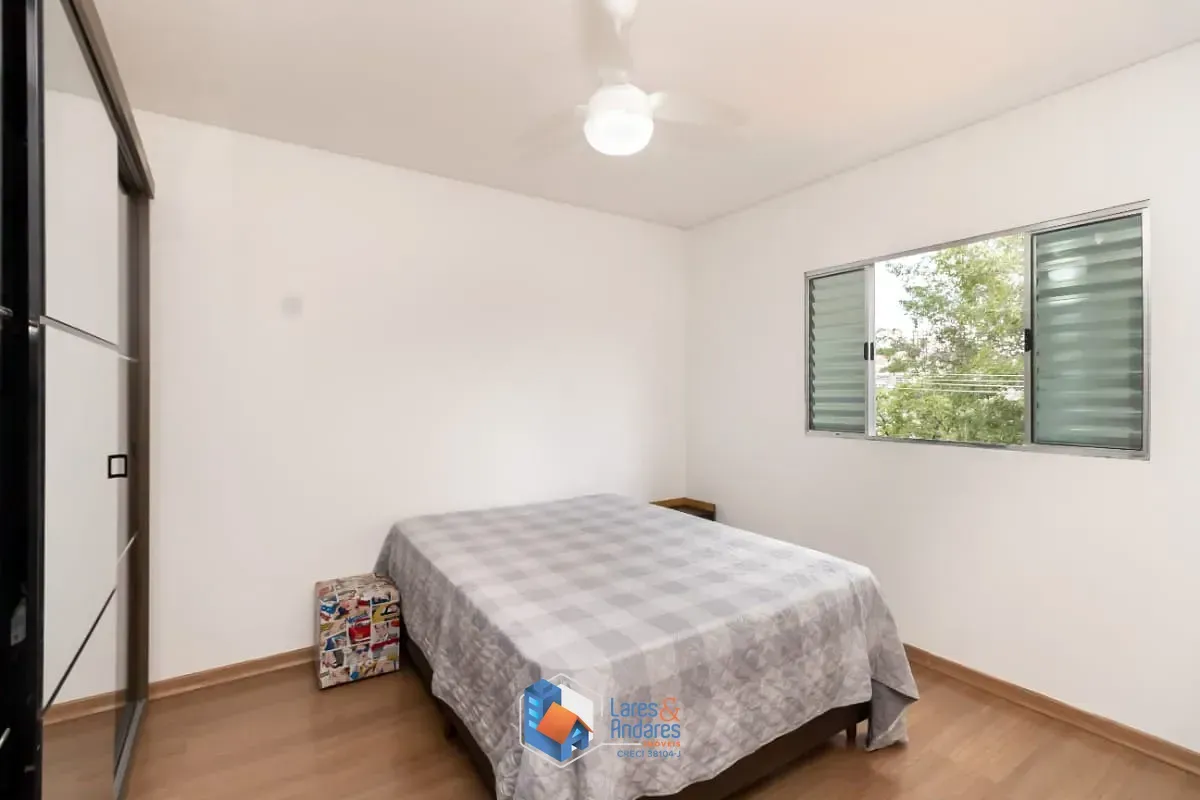Imagem Sobrado para venda em Vila do Encontro com 5 quartos, sendo 1 suíte, 288m²
