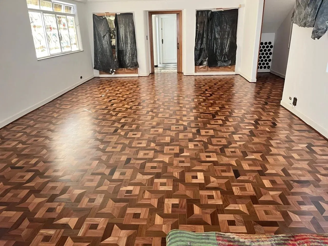 Imagem Casa para Venda em São Paulo, Pinheiros, 2 dormitórios, 1 banheiro, 8 vagas