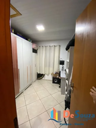 Imagem Geminada com terreno diferenciado!