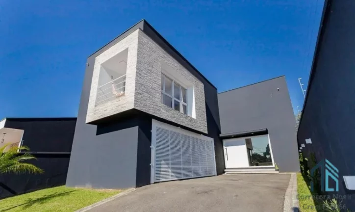 Imagem Casa PERMUTA 100%, 03 suítes, Piscina aquecida, no Uberaba em Curitiba PR