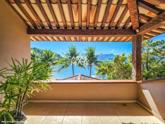 Imagem Casa em Condomínio para Temporada em Angra dos Reis / RJ no bairro Itanema