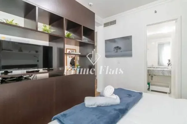 Imagem Flat disponível para venda no Quality Suites Oscar Freire em Pinheiros, com 30m², 1 dormitório e 1 vaga