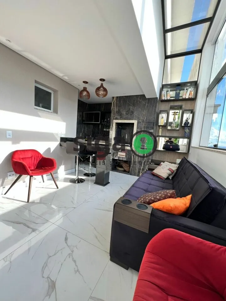 Imagem COBERTURA Á VENDA NA COM 2 QUARTOS, 2 VAGAS E DEPÓSITO! 114M²
