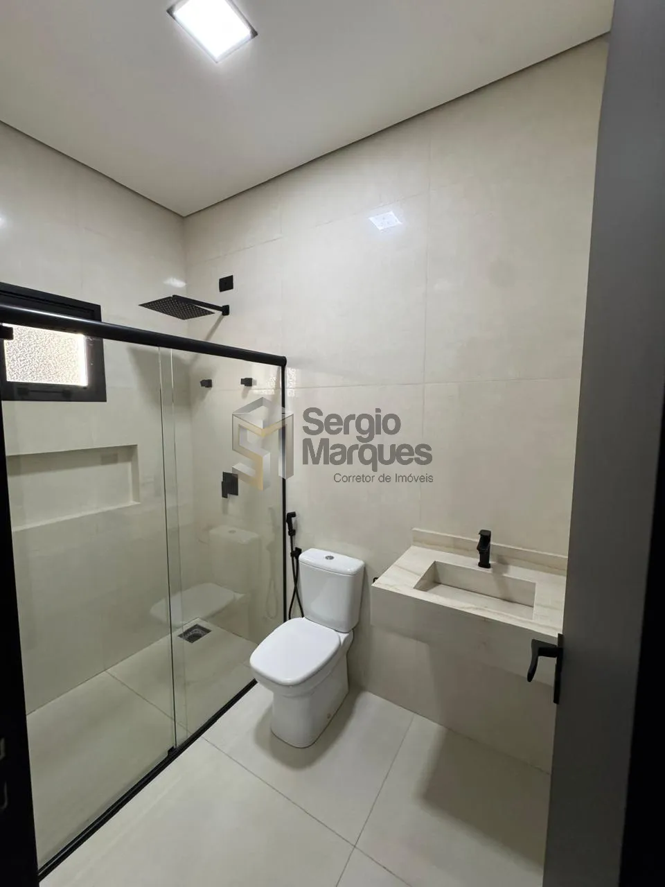 Imagem Casa 240m Umuarama-PR 426