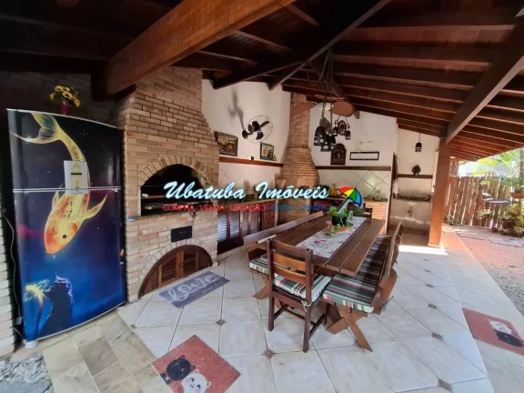 Imagem Linda casa em condomínio fechado com 04 dormitórios