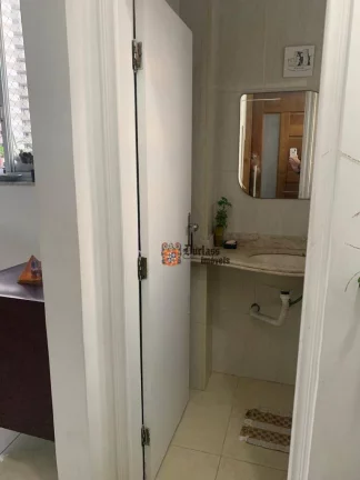 Imagem Apartamento com 3 dormitórios à venda, 137 m² por R$ 910.000,00 - Gonzaga - Santos/SP