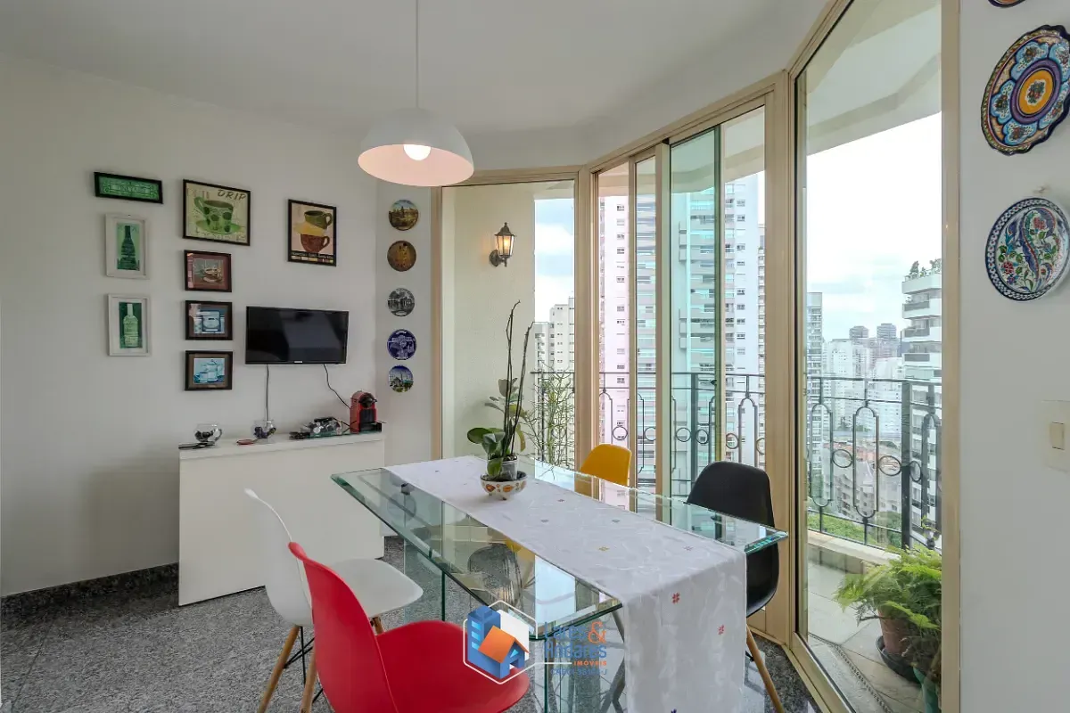 Imagem Apartamento para venda em Campo Belo com 3 quartos, sendo 3 suítes, 237m²
