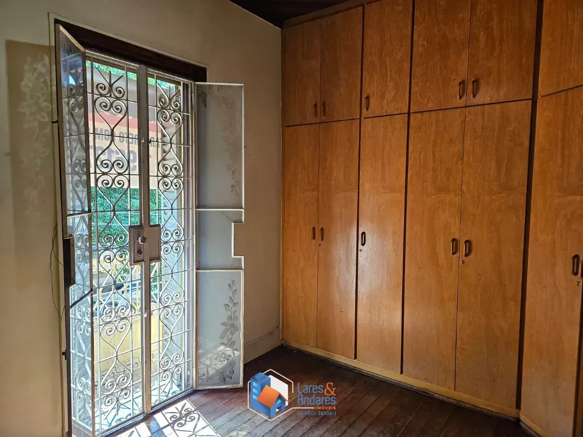 Imagem Casa para venda em Água Branca com 3 quartos, sendo 2 suítes, 228m²