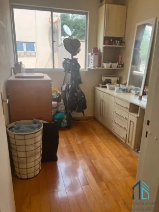 Imagem Apartamento 03 quartos c/suíte, elevador, vaga coberta no bairro Portão em Curitiba PR