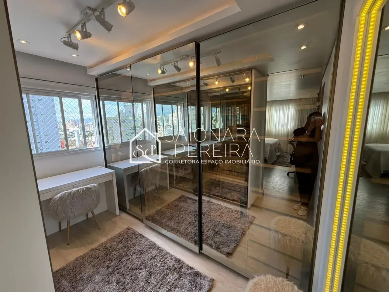 Imagem Apartamento com 3 dormitórios e 2 vagas em Nossa Senhora do Rosário, São José/SC