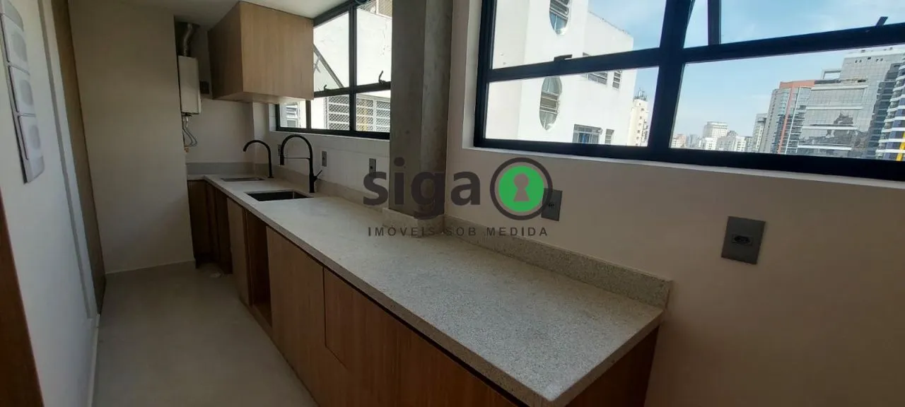 Imagem Apartamento reformado para venda em Vila Nova Conceição - 3 quartos (3 suítes), 1 vaga