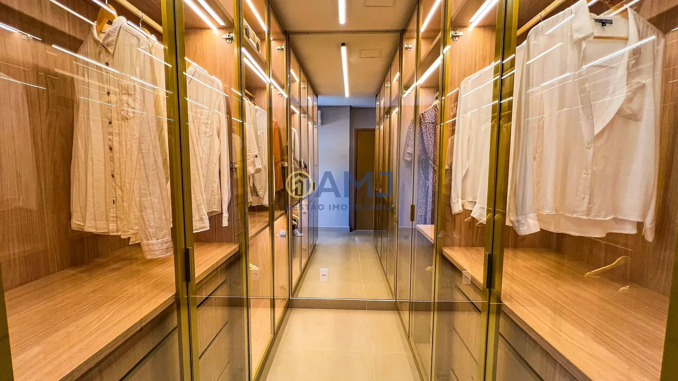 Imagem Apartamento à venda no Setor Aeroporto - Versat Bueno