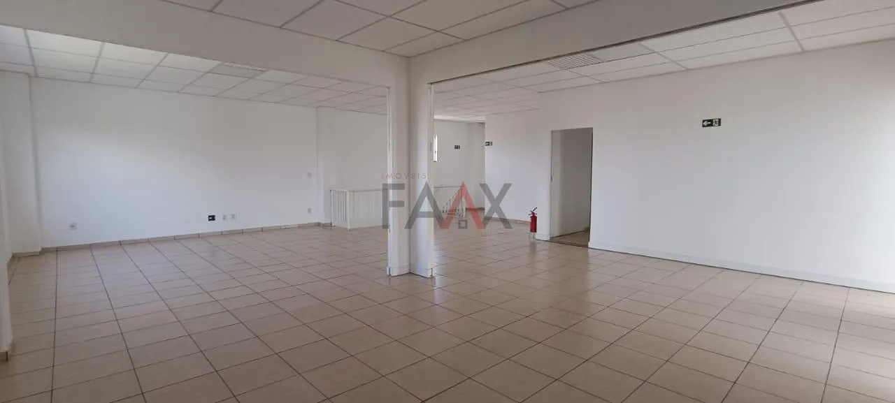 Imagem Sala comercial aonde era o Carro quebrado no Centro em Guarapuava PR