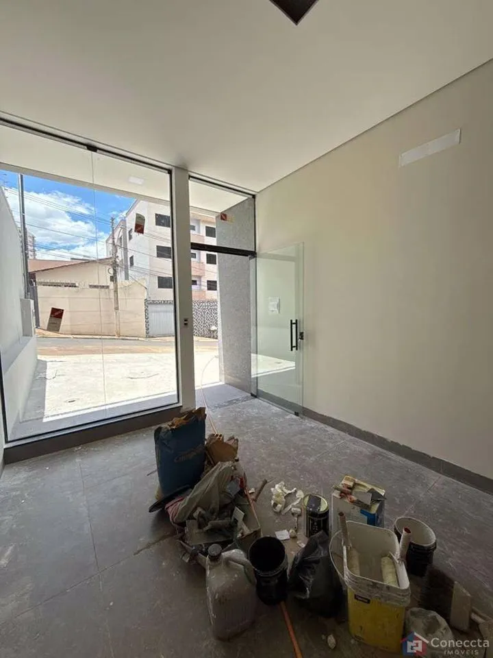 Imagem Loja Comercial à venda, Centro, Patos de Minas - LO0001.