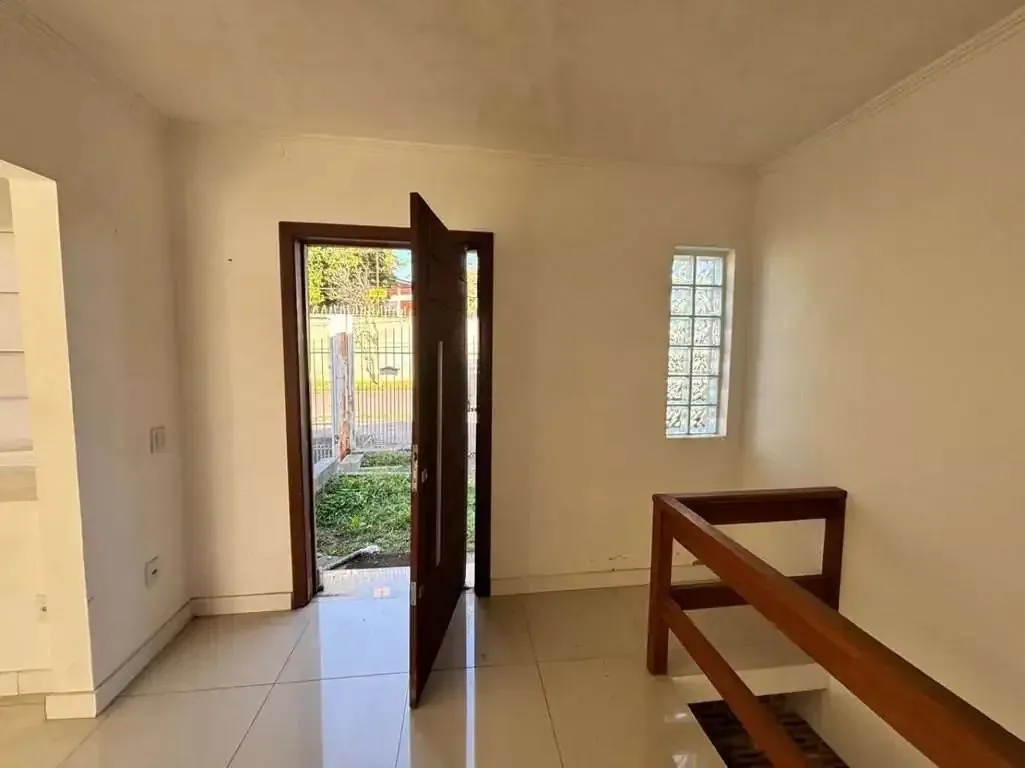 Imagem Casa com Vista Privilegiada e 2 Vagas no Jardim Floresta