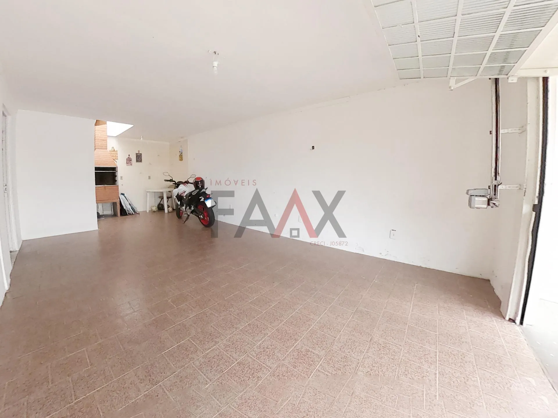 Imagem Casa a Venda no Alto da XV próximo a Igreja do Perpétuo Socorro GUARAPUAVA