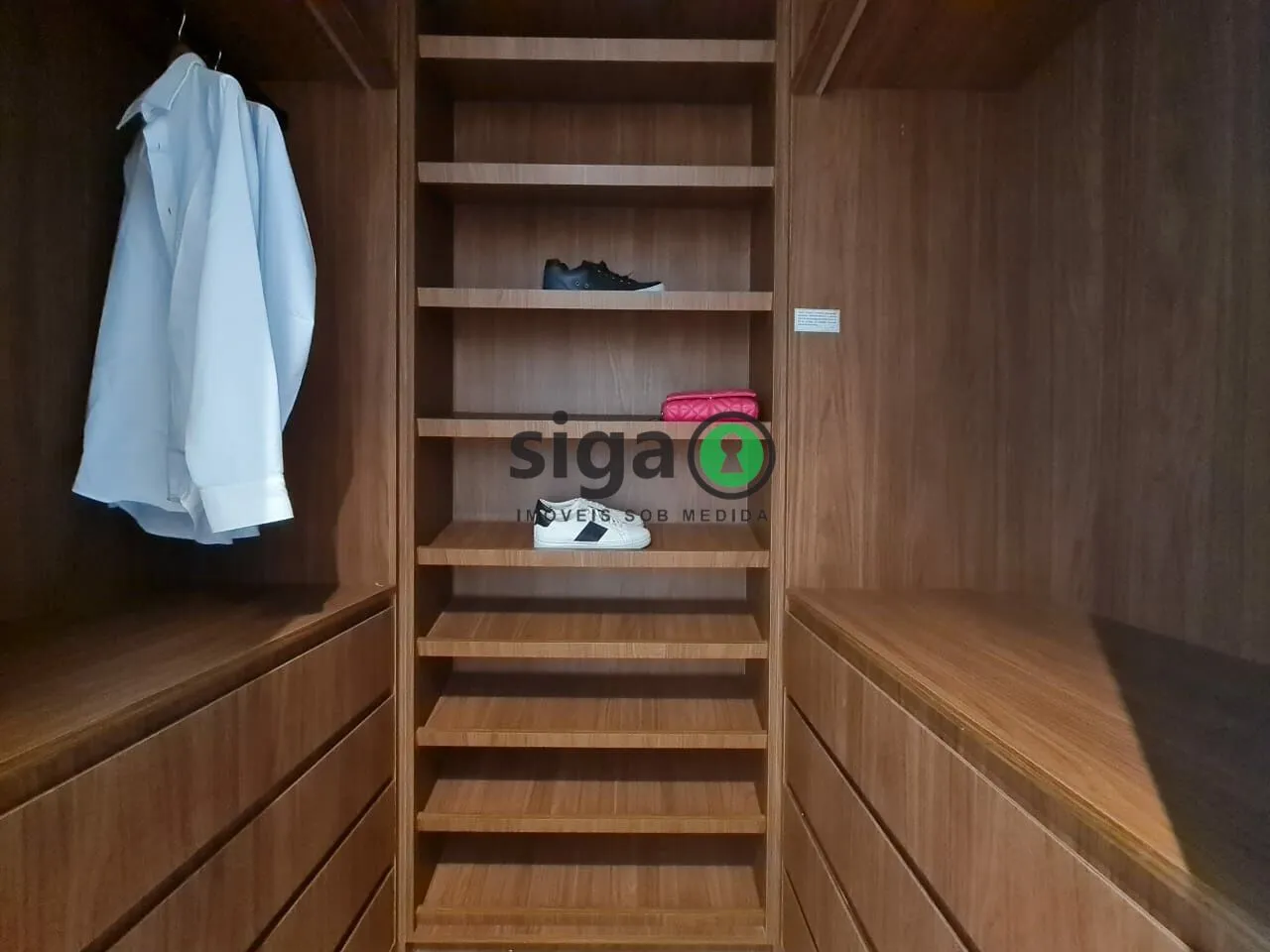 Imagem Apartamento à Venda no Itaim Bibi 2 Suítes e 1 vaga