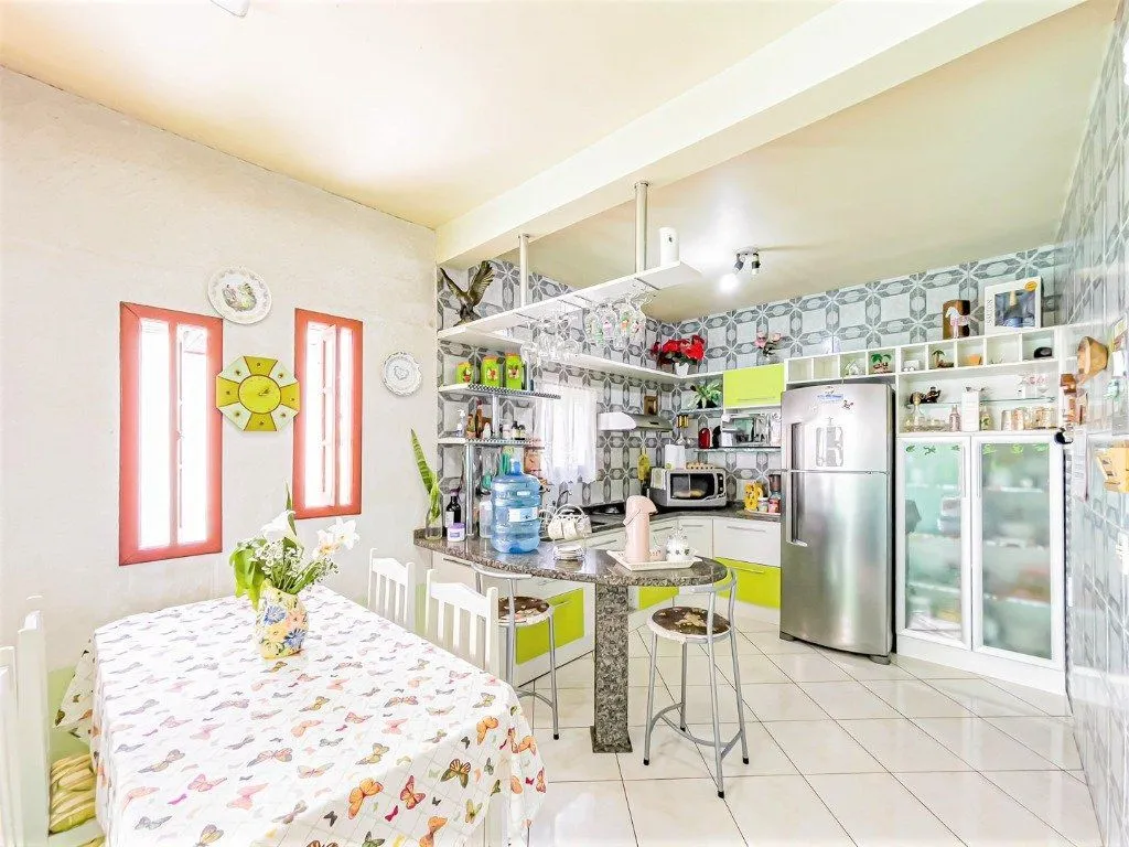 Imagem Casa para Venda - 272.24m², 3 dormitórios, sendo 1 suites, 4 vagas - Vila Jardim