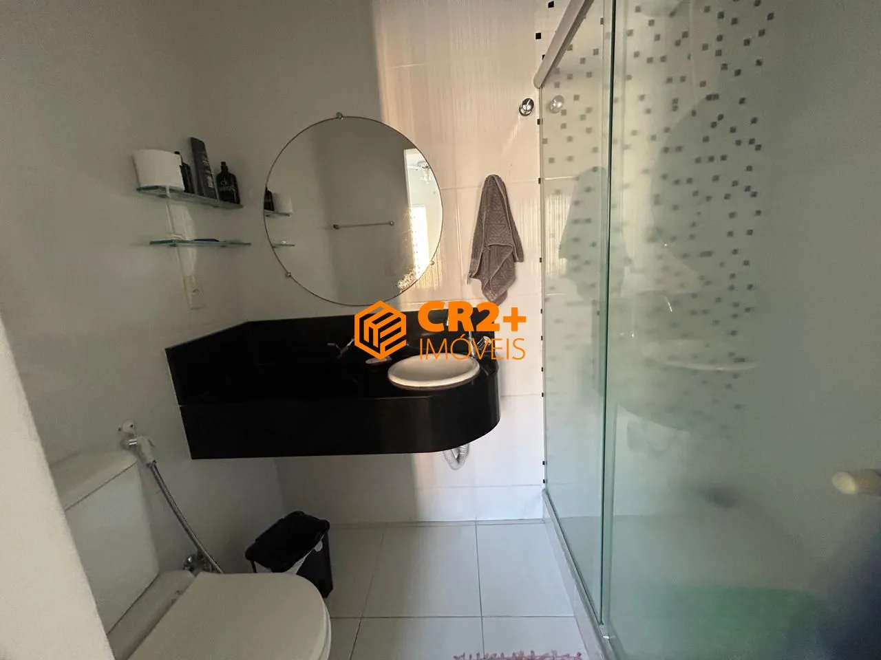 Imagem Apartamento à venda com 185m² , 4 quartos sendo 2 suítes no Espinheiro.