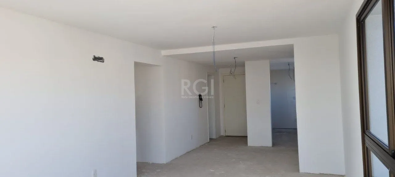 Imagem Apartamento para Venda, 90.31m², 2 dormitórios (2 suítes), 2 vagas - Petrópolis