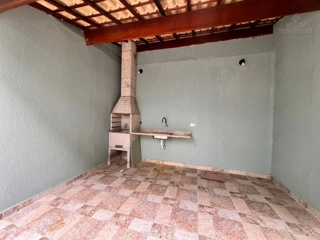 Imagem Sobrado à Venda - Praia Grande | 2 Suítes com Sacada | Quintal Amplo