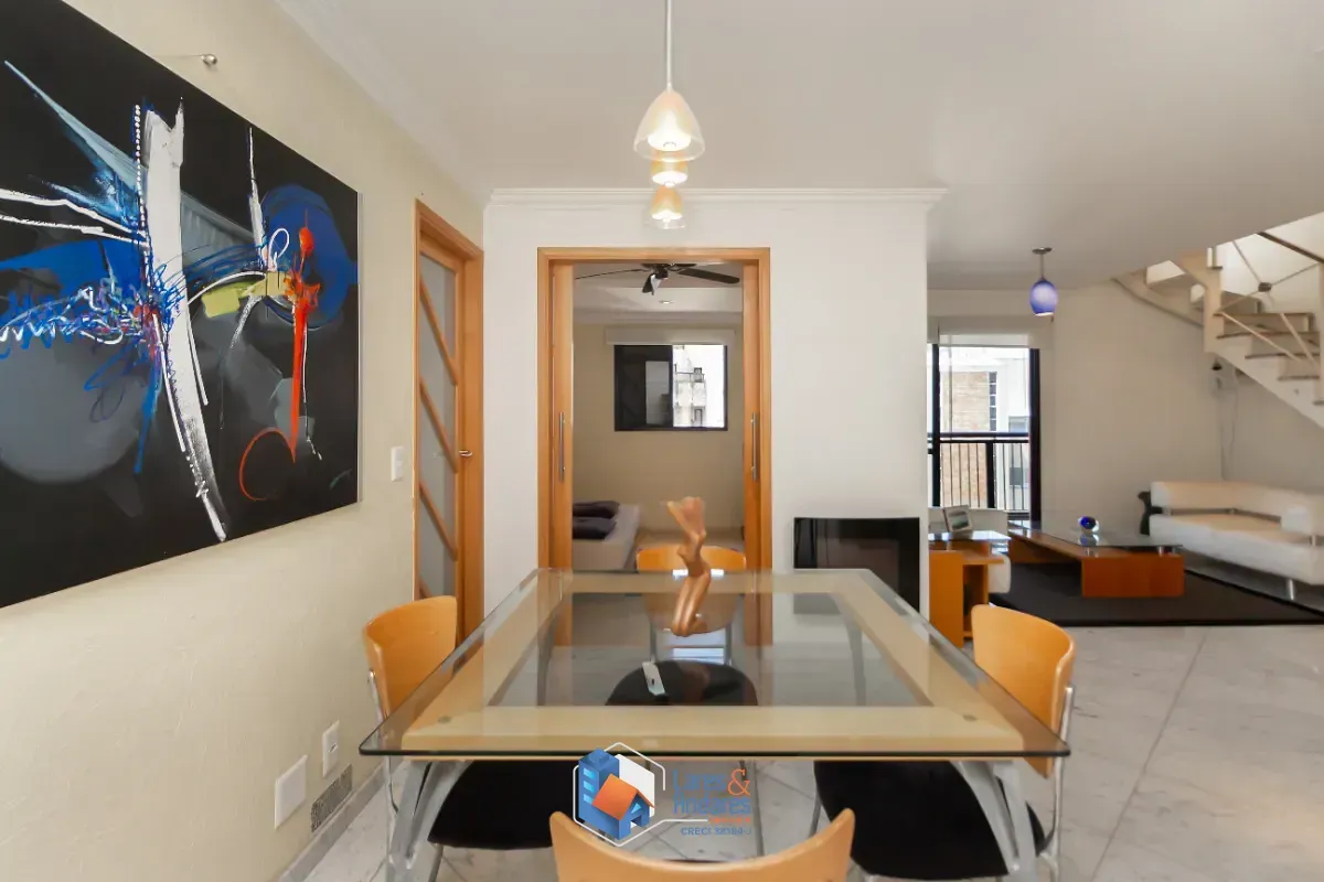 Imagem Cobertura para venda em Moema com 4 quartos, sendo 2 suítes, 206m²