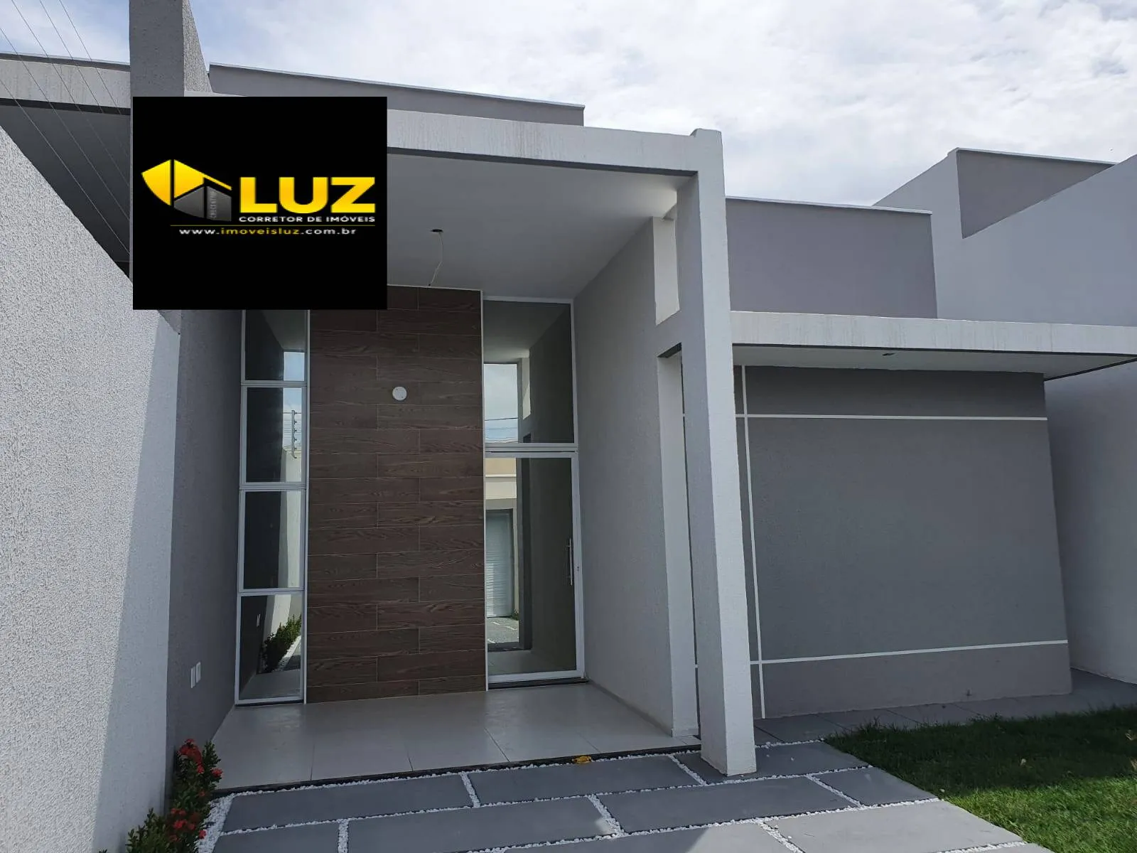 Imagem Casas novas por trás da Casas Freitas pertinho Wasshington Soares!