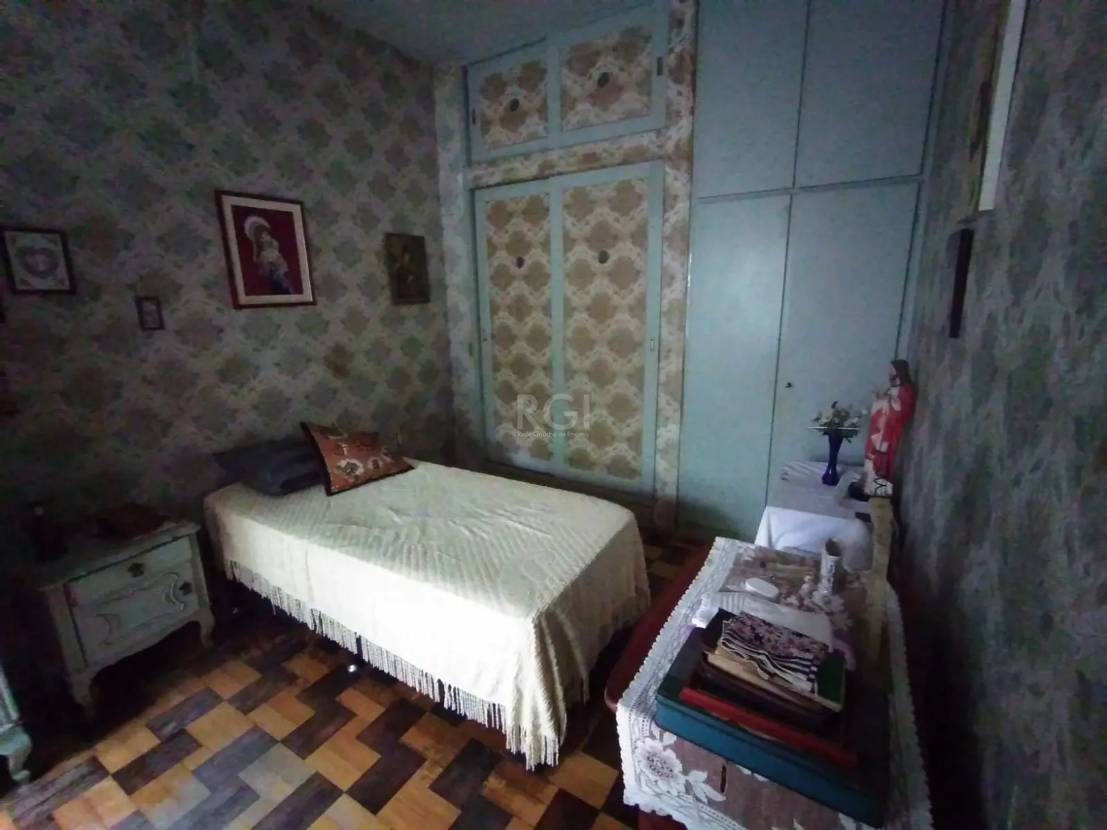 Imagem Casa para Venda - 85m², 3 dormitórios, 1 vaga - Petrópolis
