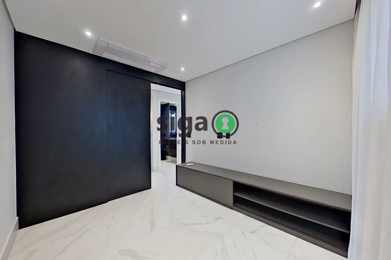 Imagem Apartamento à venda em Moema Índios - 213m², 3 dormitórios sendo 2 suítes, 4 vagas, reformado