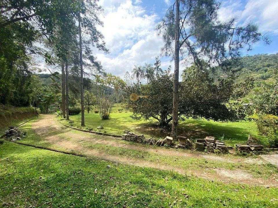 Imagem Casa para Venda em Teresópolis / RJ no bairro Canoas