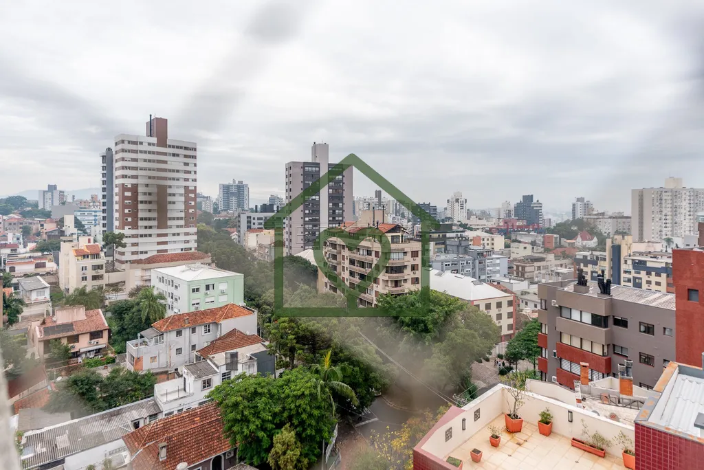 Imagem Bridge Imóveis vende com exclusividade BELISSIMO APARTAMENTO NO CLÁSSICO PETRÓPOLIS. 
Semimobilia...