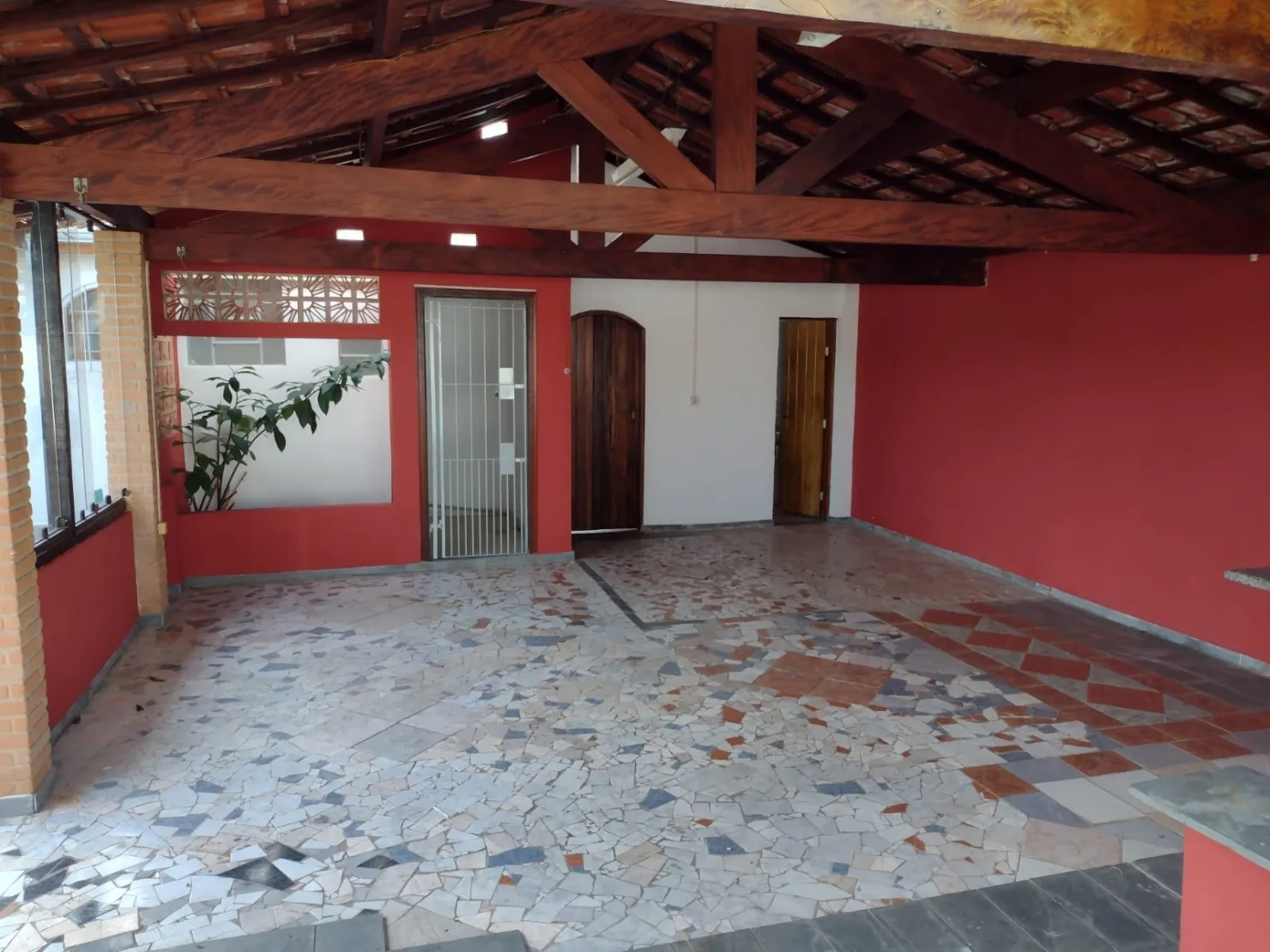 Imagem Casa à venda 3 Quartos, 3 Suites, 4 Vagas, 600M², Jardim Residencial Doutor Lessa, Pindamonhangaba - SP