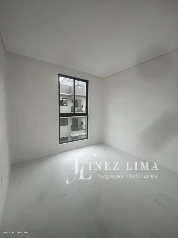 Imagem Apartamento para Venda, pereque, 3 dormitórios, 3 suítes, 4 banheiros, 2 vagas