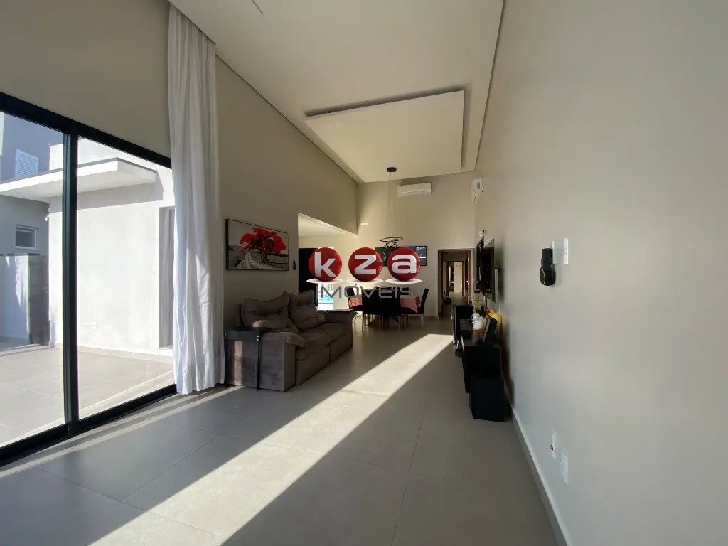 Imagem Magnífica Casa à Venda e Permuta em Valinhos-SP, Condomínio Vila do Sol: 3 Suítes, 3 Salas, 4 Vagas, 206 m²!