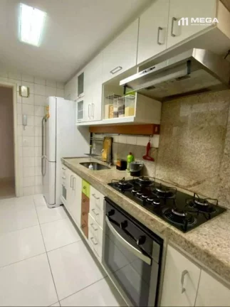 Imagem Apartamento com 3 dormitórios à venda, 98 m² por R$ 900.000 - Praia da Costa - Vila Velha/ES
