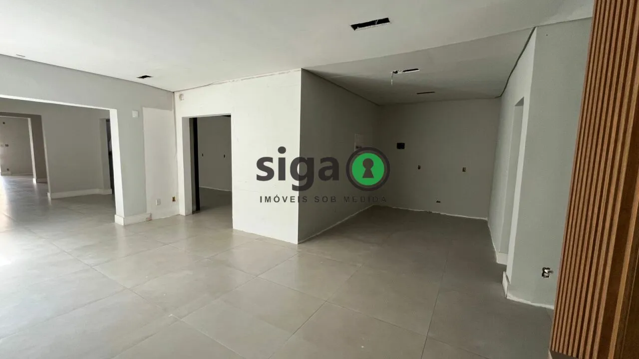 Foto do imóvel Casa Comercial em Ponto Estratégico de Indianópolis com 4 Vagas