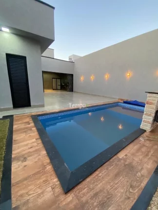 Imagem Casa Altíssimo Padrão 3 suítes plenas sozinha no lote St. Três Marias
