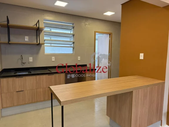 Imagem Apartamento à venda com 68m², quartos, garagem, reformado por R$440.000,00 no Embaré em Santos