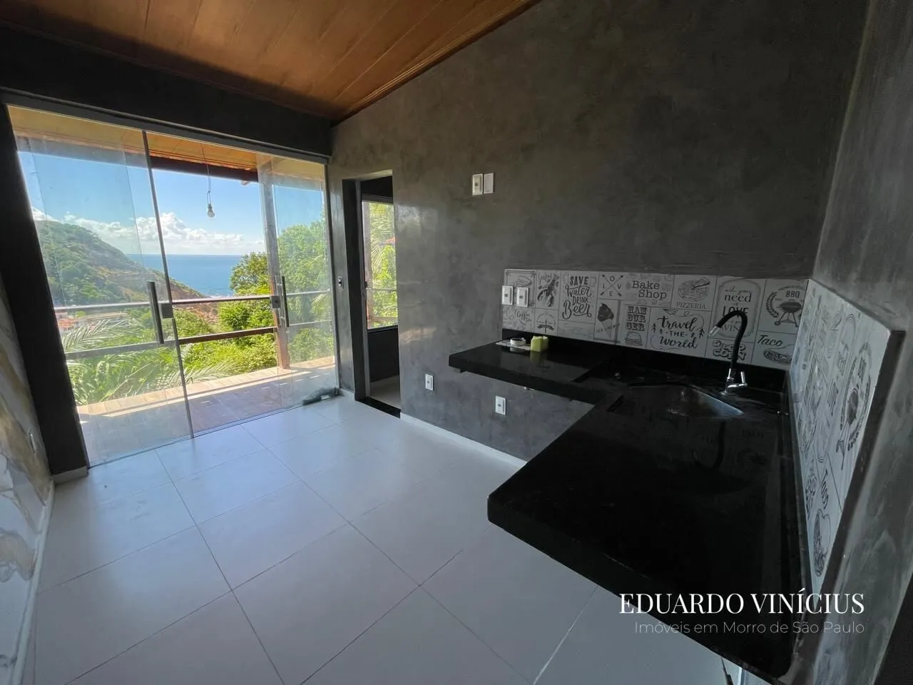 Imagem Apartamento 2 Dormitórios com Vista Mar À Venda em Morro de São Paulo
