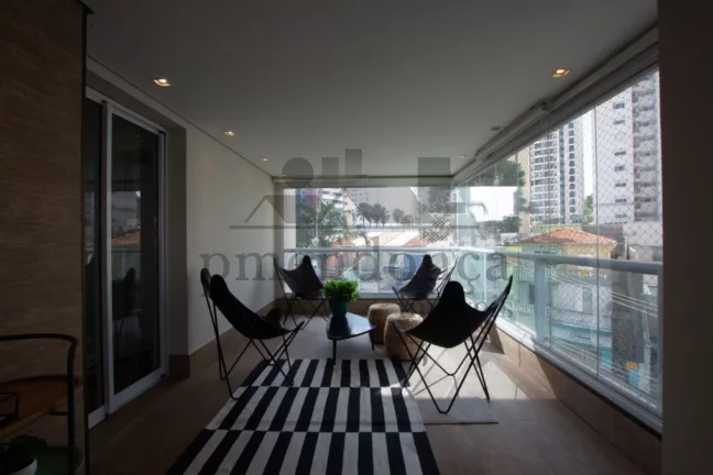 Imagem Apartamento no Alto da Lapa com 190m², 3 suítes e 3 vagas.