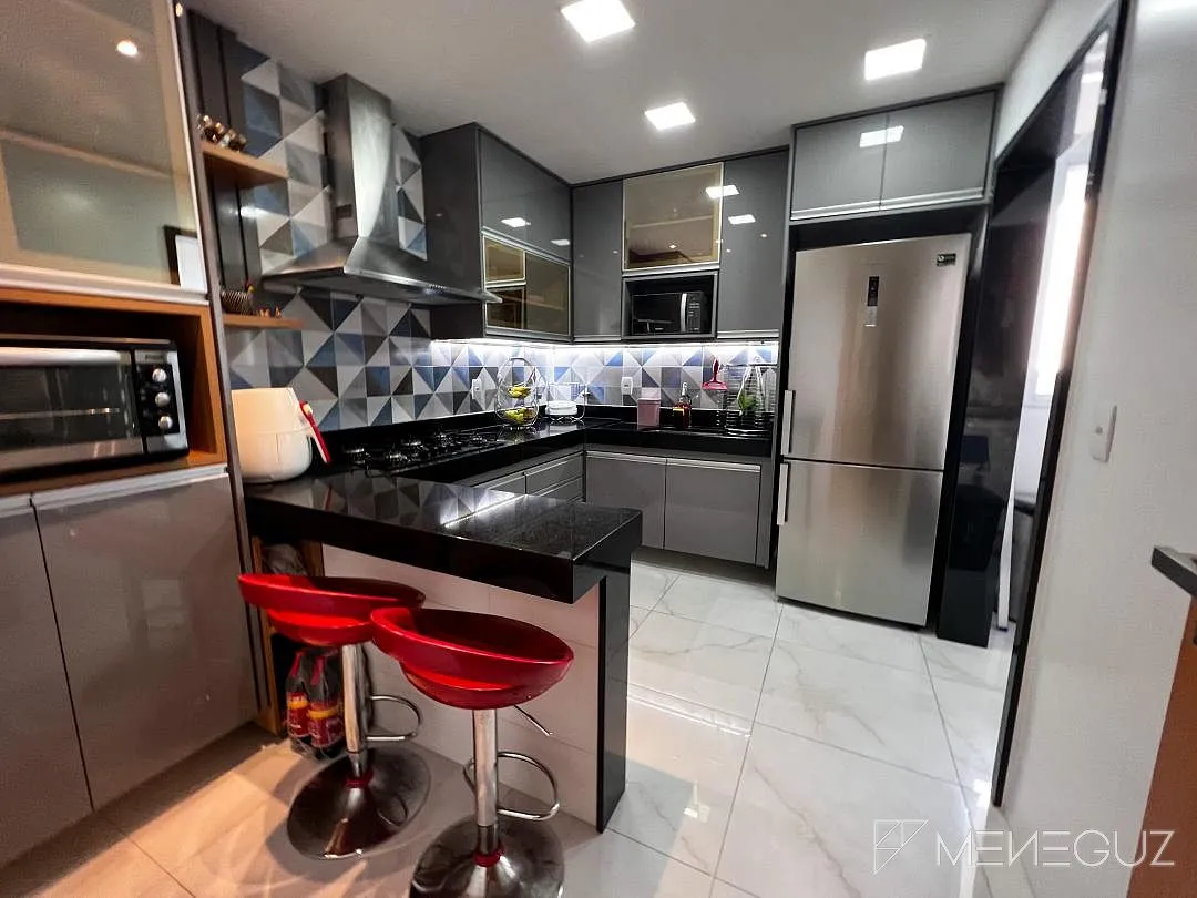 Imagem APARTAMENTO 4 QUARTOS, DE FRENTE TOTAL PARA O MAR NA PRAIA DO MORRO EM GUARAPARI Ref.:1528234