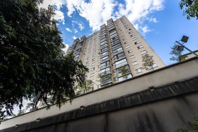 Imagem Apartamento à Venda No Ipiranga Com 2 Dormitórios Sendo 1 Suíte e 1 Vaga
