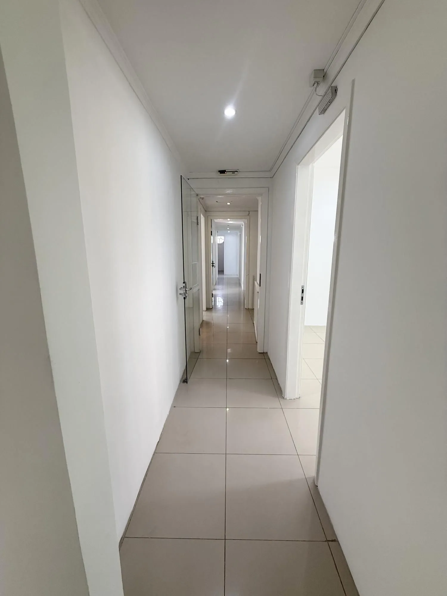 Imagem MÁFFER IMÓVEIS ALUGA - CASA COMERCIAL OU RESIDENCIAL NA AUXILIADORA Rua Marcelo Gama - Bairro Auxiliadora | Porto Alegre/RS