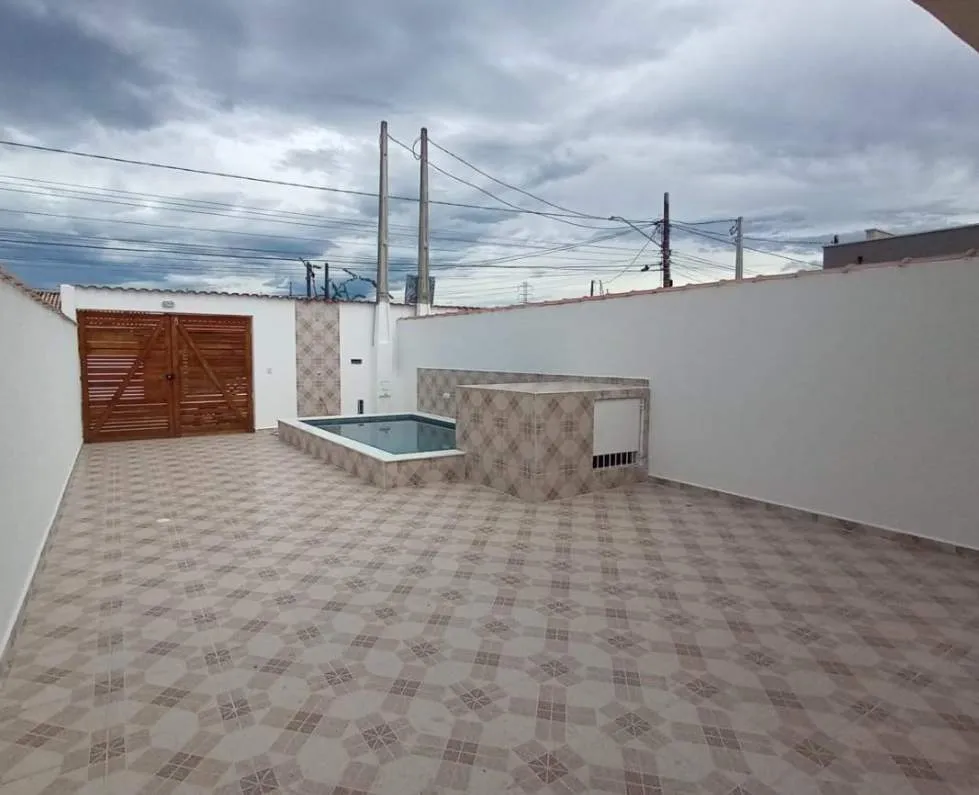 Imagem Casa para Venda em Itanhaém, Jamaica (Praia), 2 dormitórios, 1 suíte, 1 banheiro, 4 vagas