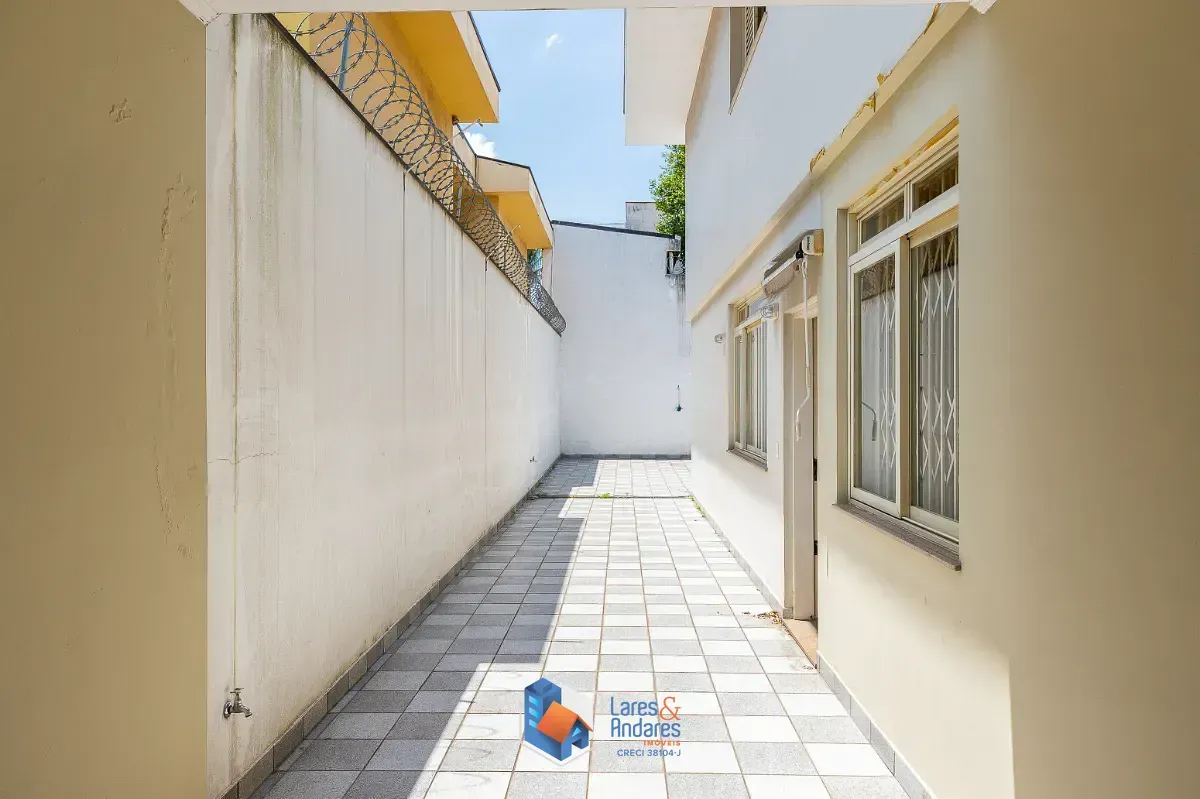 Imagem Casa para venda em Planalto Paulista com 4 quartos, sendo 2 suítes, 332m²