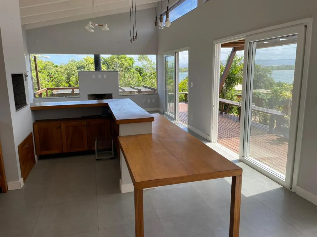 Imagem Casa à venda em Imbituba, Ponta da Piteira com vista da lagoa