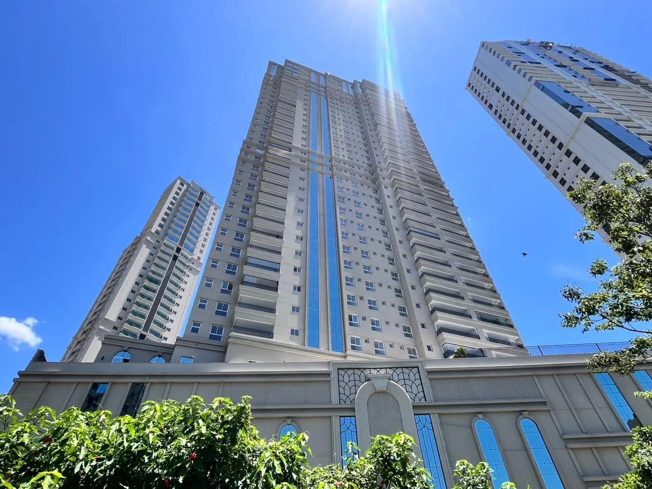 Imagem Apartamento com vista para o mar à venda com 190m2 por R$ 4.200.000,00
