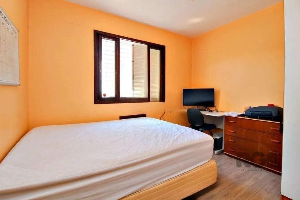 Imagem Casa 4 Dormitórios Bairro Gloria.
